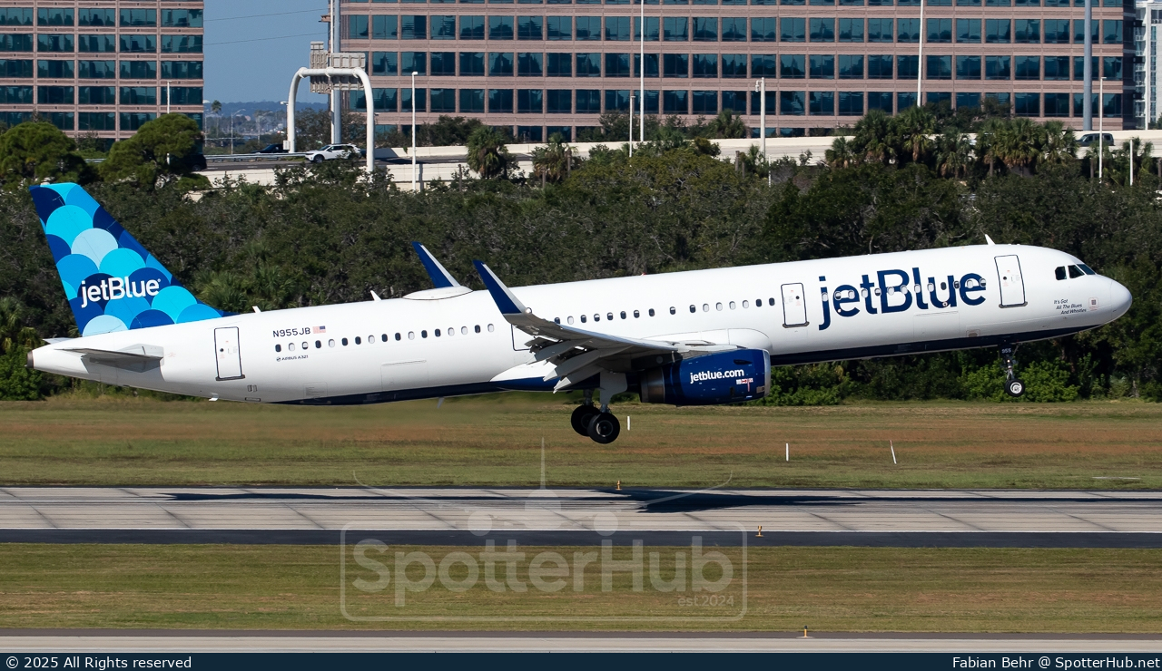 Photo of N955JB - Airbus A321-231 operated by jetBlue Airways
