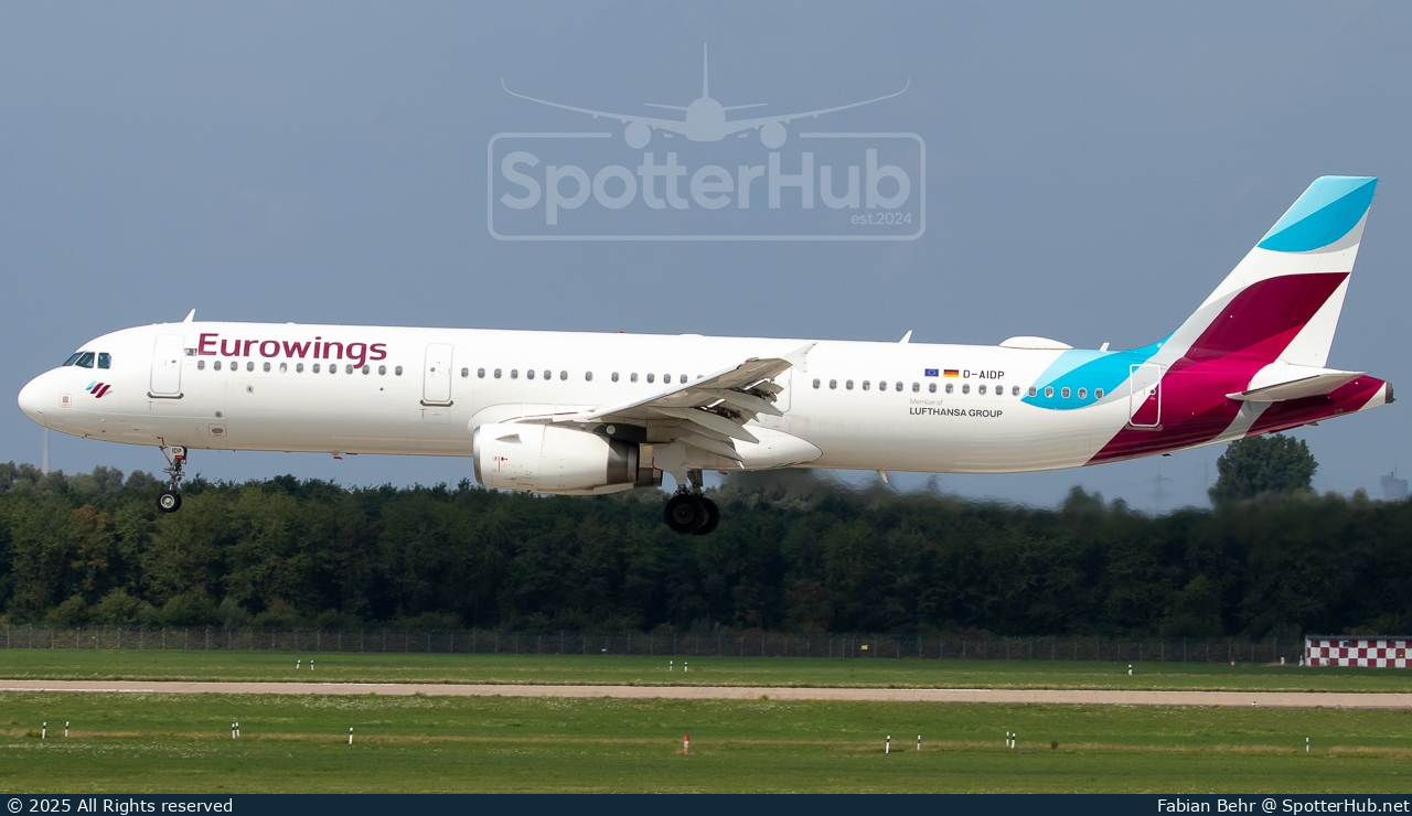 Photo of D-AIDP - Airbus A321-231 operated by Eurowings