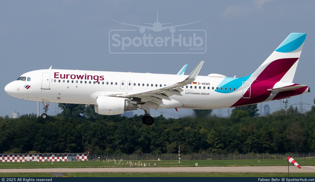 Photo of D-AEWS - Airbus A320-214 operated by Eurowings