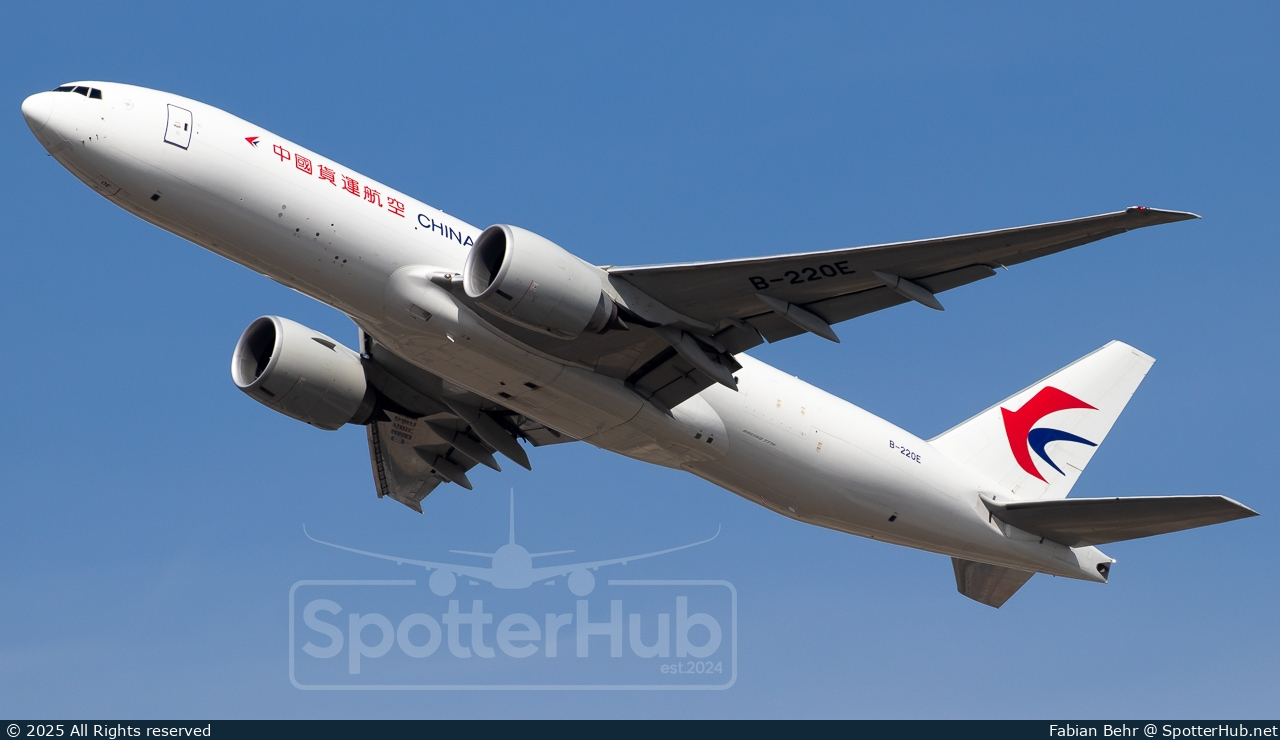 Photo of B-220E - Boeing 777-F operated by China Cargo Airlines