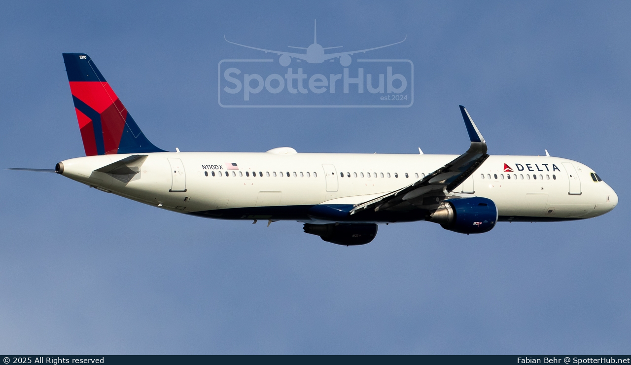 Photo of N110DX - Airbus A321-211 operated by Delta Air Lines