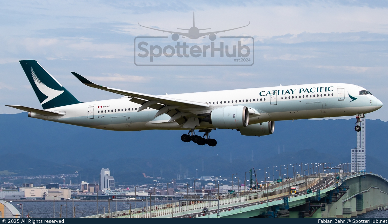 Photo of B-LRG - Airbus A350-941 operated by Cathay Pacific Airways