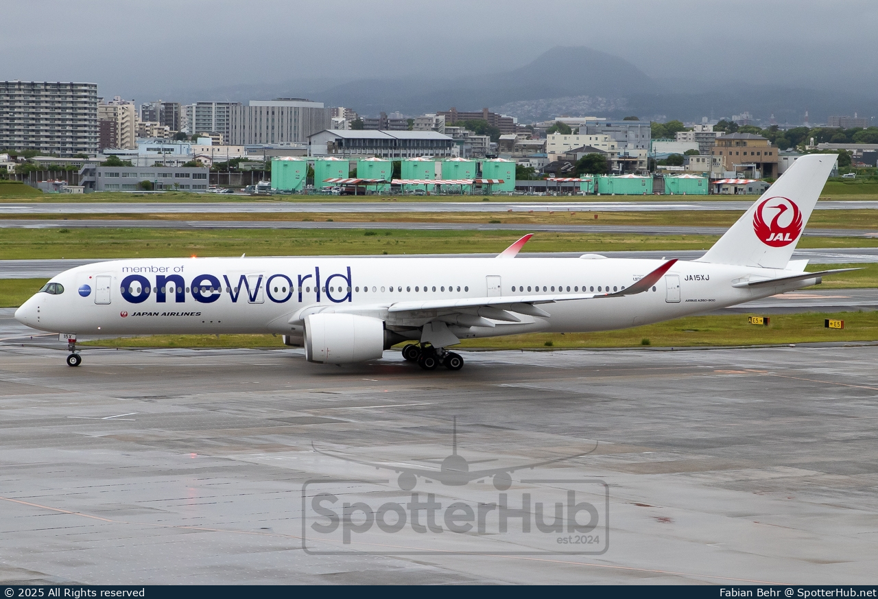 Photo of JA15XJ - Airbus A350-941 at Itami