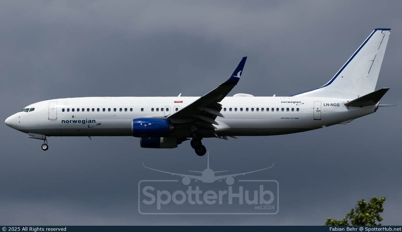 Photo of LN-NGS - Boeing 737-8JP operated by Norwegian Air Shuttle