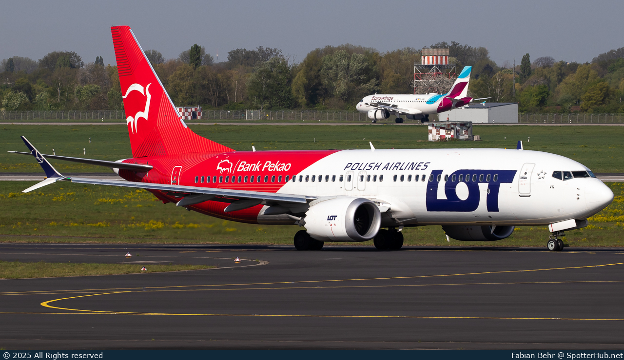 Photo of SP-LVG - Boeing 737 MAX 8 operated by LOT Polish Airlines