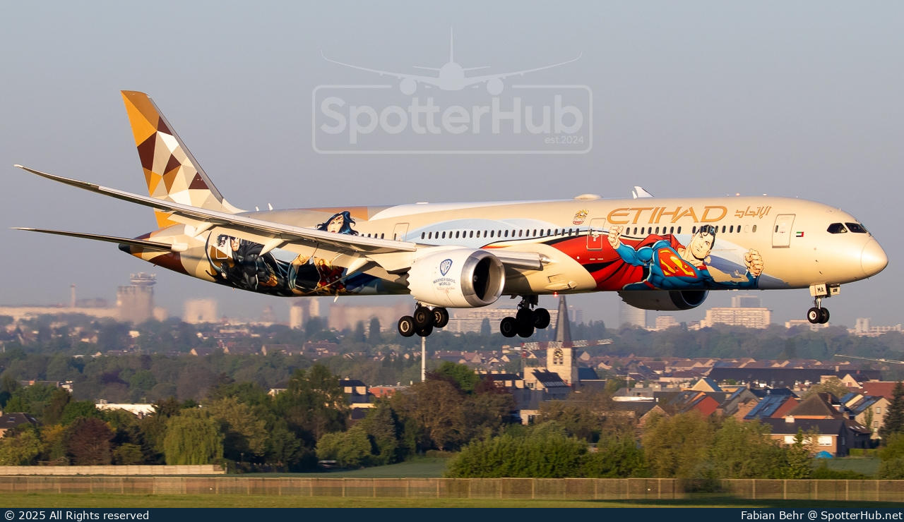 Photo of A6-BMA - Boeing 787-10 Dreamliner operated by Etihad Airways