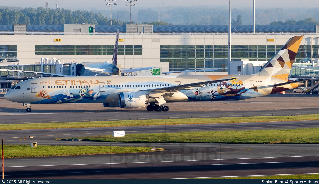 Photo of A6-BMA - Boeing 787-10 Dreamliner operated by Etihad Airways