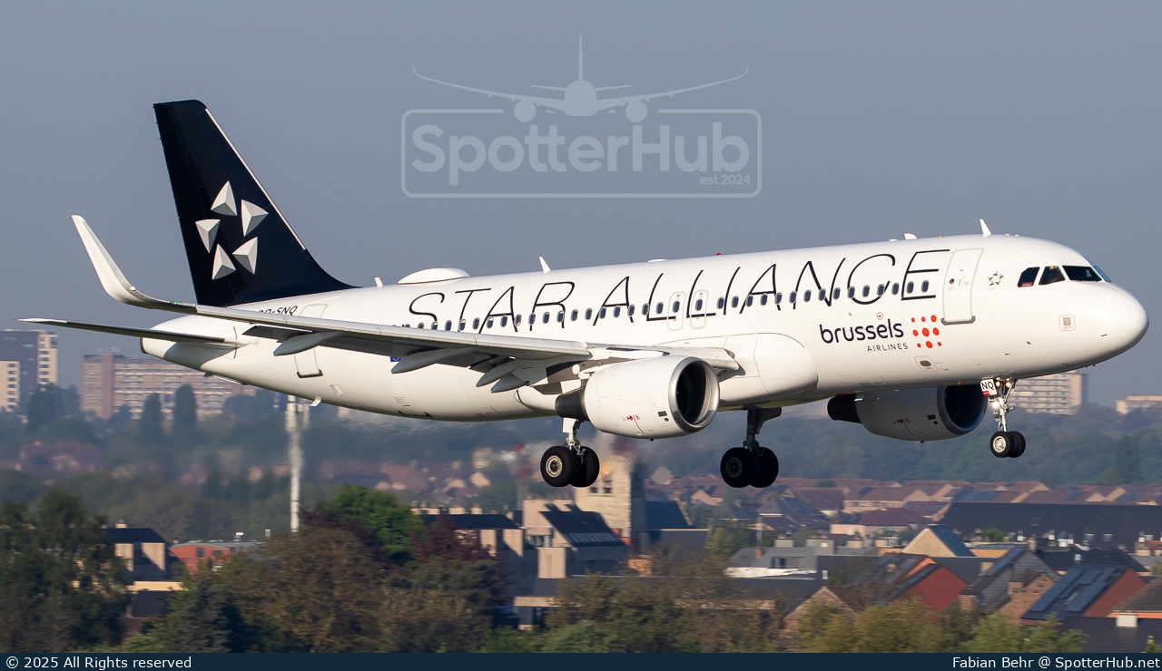Photo of OO-SNQ - Airbus A320-214 operated by Brussels Airlines