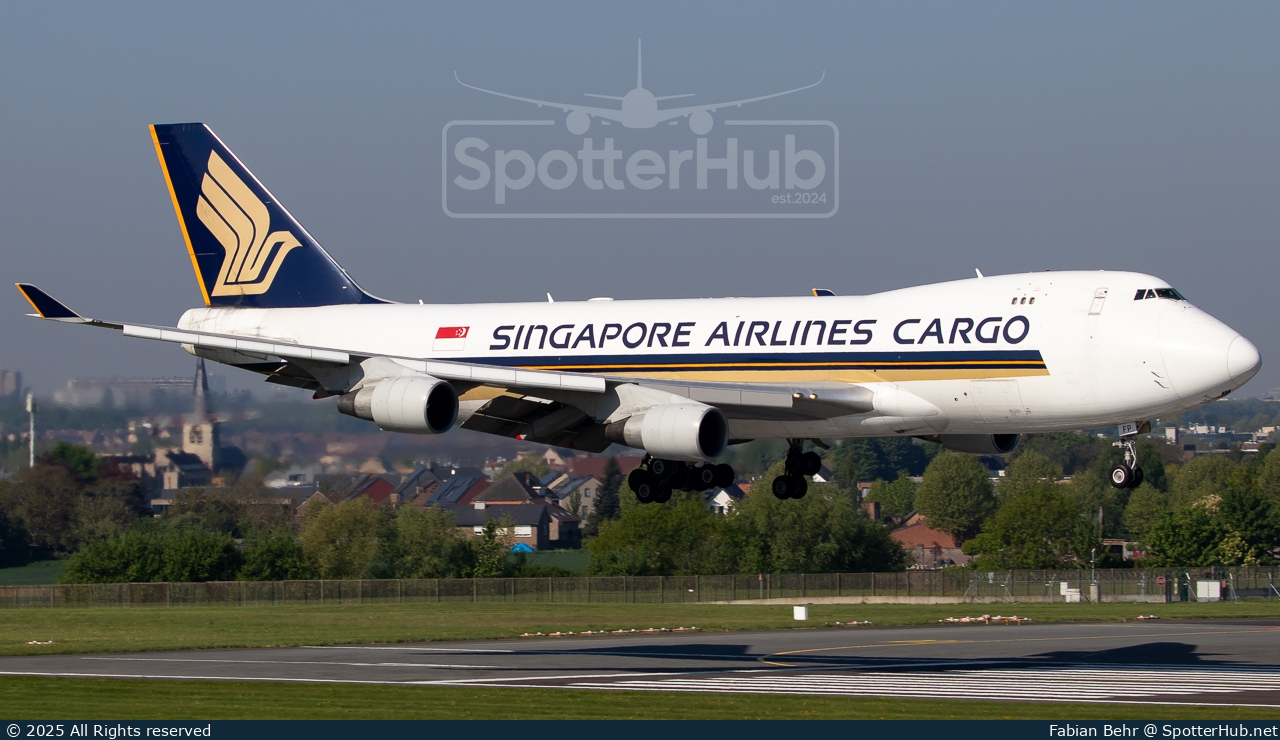 Photo of 9V-SFP - Boeing 747-412F operated by Singapore Airlines Cargo