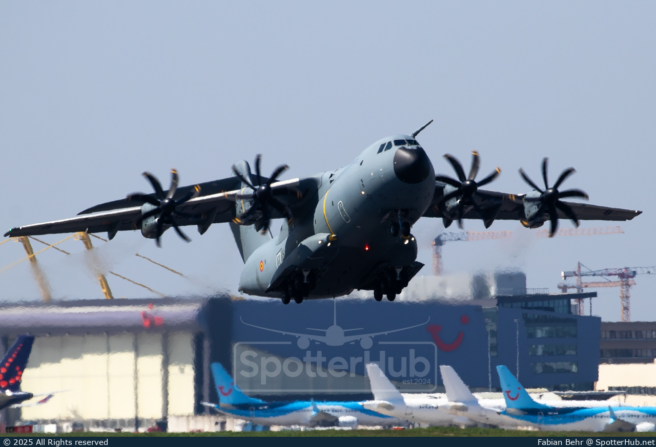Photo of CT-05 - Airbus A400M Atlas operated by Belgian Air Force