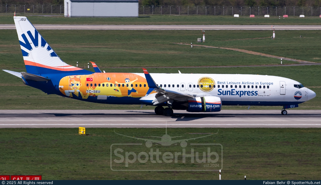 Photo of TC-SEU - Boeing 737-8HC operated by SunExpress