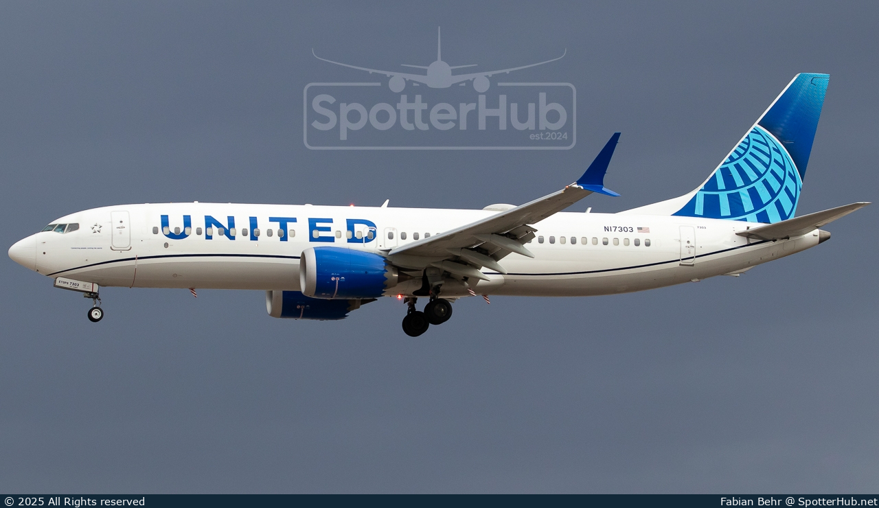 Photo of N17303 - Boeing 737 MAX 8 operated by United Airlines