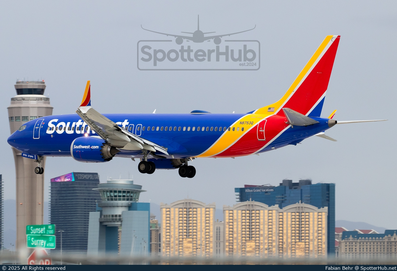 Photo of N8753Q - Boeing 737 MAX 8 operated by Southwest Airlines