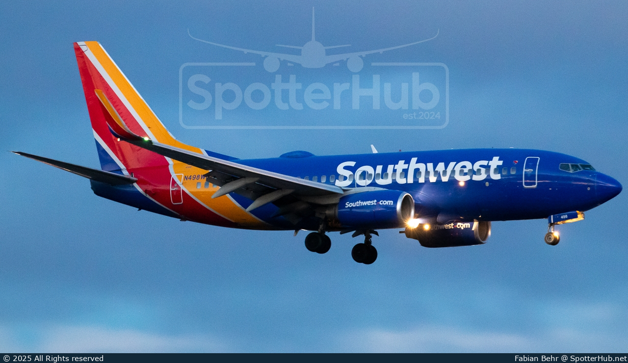 Photo of N498WN - Boeing 737-7H4 operated by Southwest Airlines
