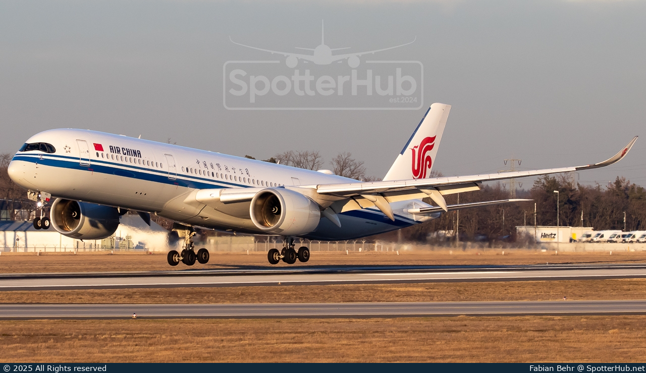 Photo of B-32EZ - Airbus A350-941 operated by Air China