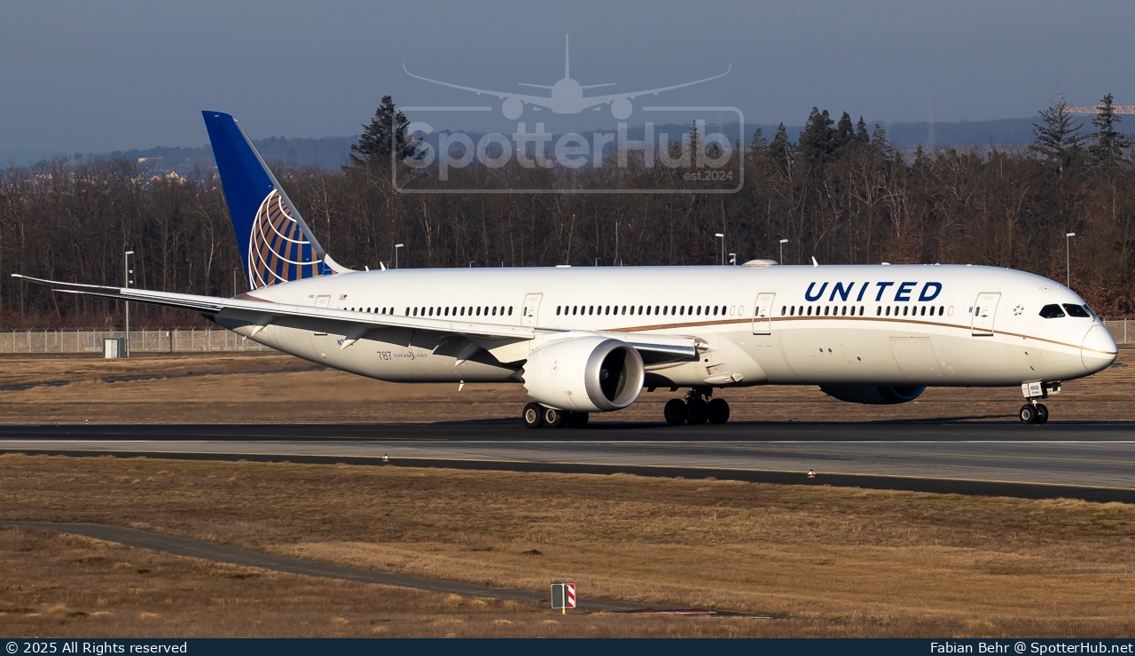 Photo of N17002 - Boeing 787-10 Dreamliner operated by United Airlines