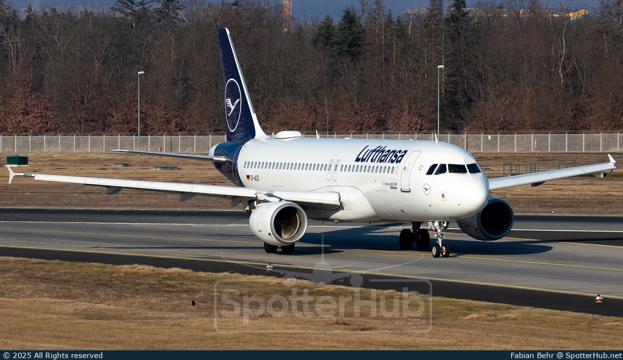 Photo of D-AIZI - Airbus A320-214 operated by Lufthansa