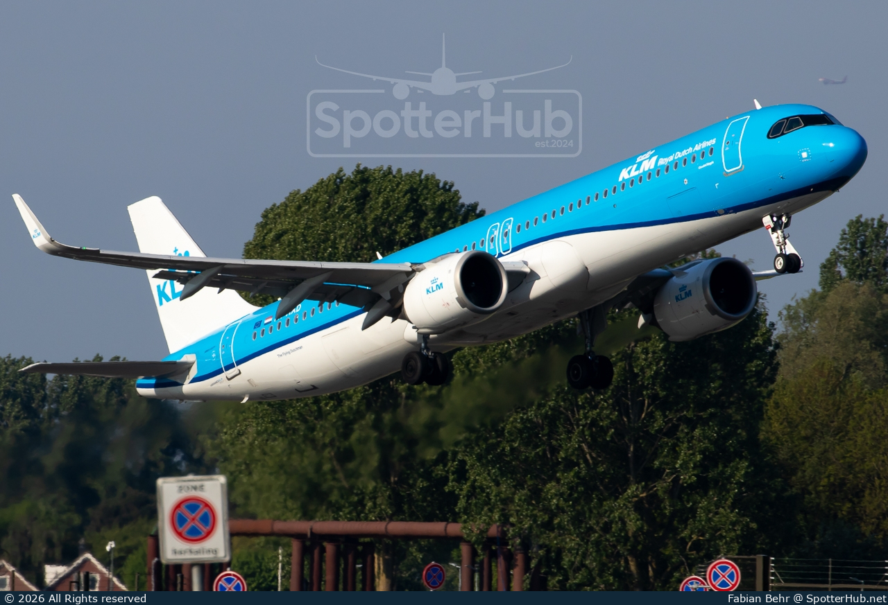 Photo of PH-AXD - Airbus A321-252NX operated by KLM Royal Dutch Airlines