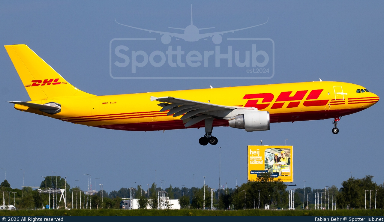 Photo of D-AEAB - Airbus A300B4-622R(F) operated by European Air Transport