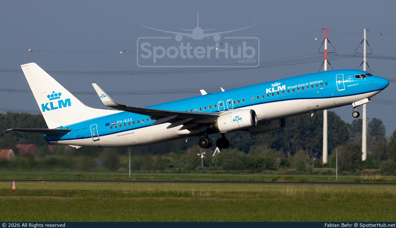 Photo of PH-BXE - Boeing 737-8K2 operated by KLM Royal Dutch Airlines