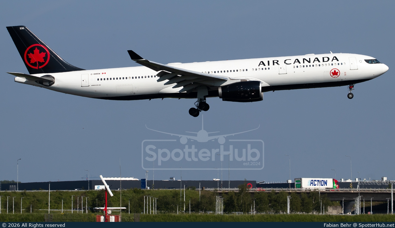 Photo of C-GHKW - Airbus A330-343 operated by Air Canada