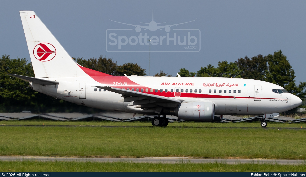 Photo of 7T-VJQ - Boeing 737-6D6 operated by Air Algérie