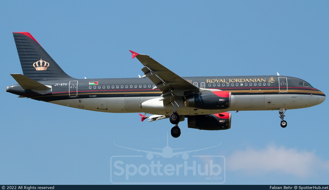 Photo of JY-AYU - Airbus A320-232 operated by Royal Jordanian Airlines