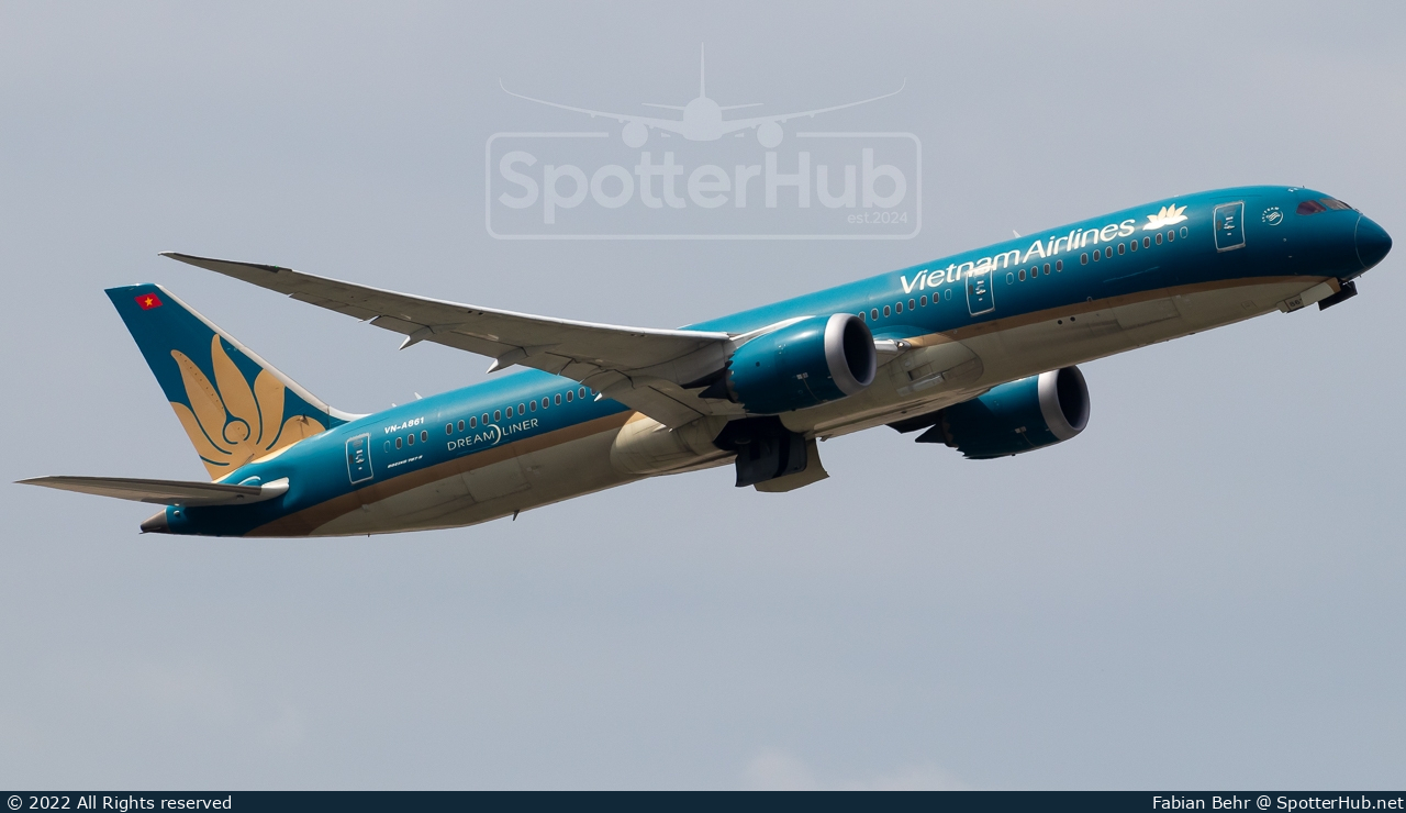 Photo of VN-A861 - Boeing 787-9 Dreamliner operated by Vietnam Airlines
