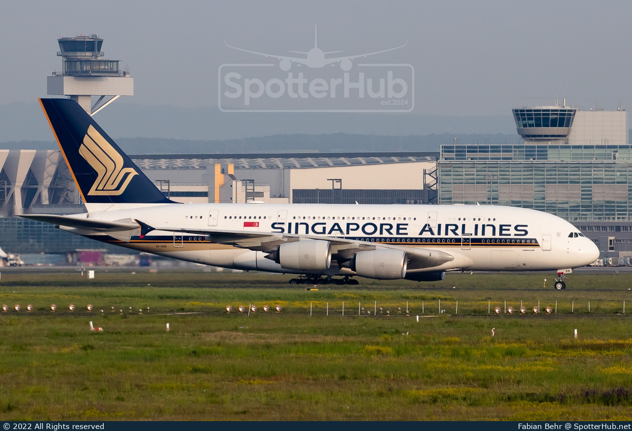 Photo of 9V-SKN - Airbus A380-841 operated by Singapore Airlines