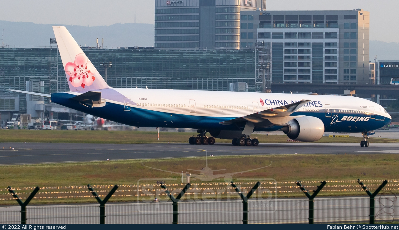Photo of B-18007 - Boeing 777-309(ER) operated by China Airlines