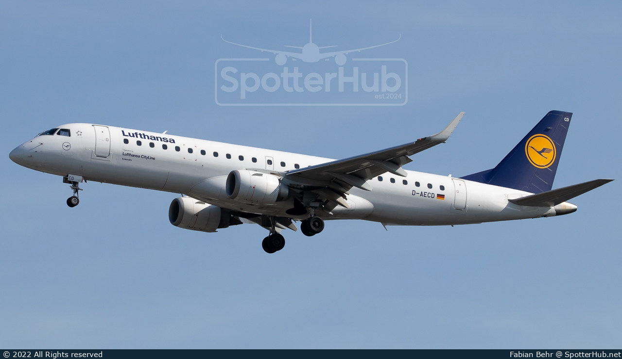 Photo of D-AECD - Embraer ERJ-190LR operated by Lufthansa CityLine
