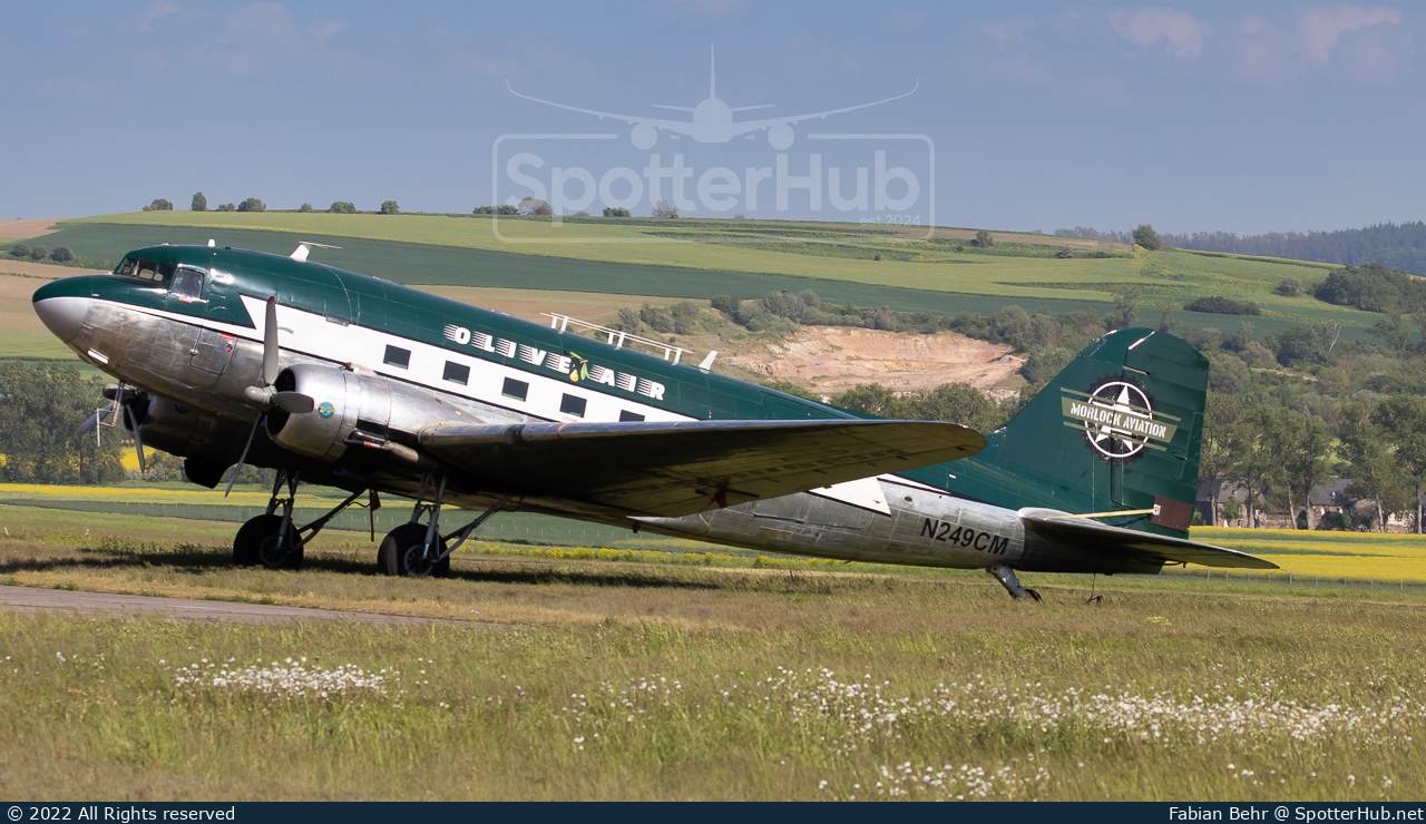 Photo of N249CM - Douglas DC-3C operated by Morlock Aviation