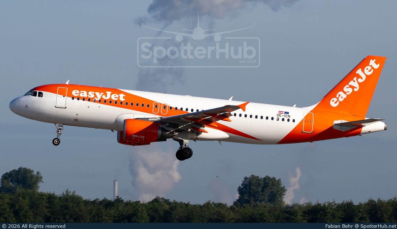 Photo of OE-ICN - Airbus A320-214 operated by easyJet Europe