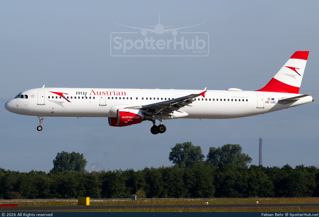 Photo of OE-LBC - Airbus A321-111 operated by Austrian Airlines
