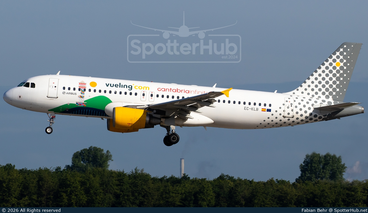 Photo of EC-KLB - Airbus A320-214 operated by Vueling