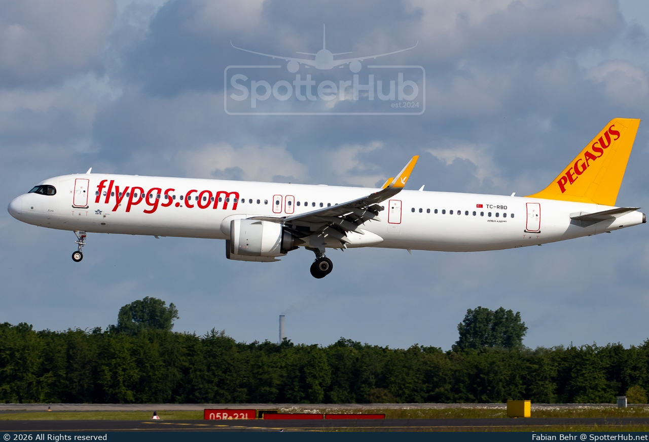Photo of TC-RBD - Airbus A321-251NX operated by Pegasus Airlines