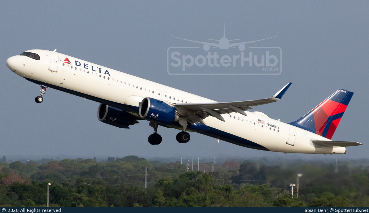 Photo of N580DT - Airbus A321-271NX operated by Delta Air Lines