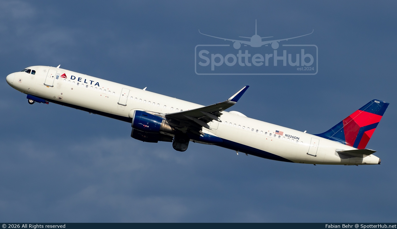 Photo of N326DN - Airbus A321-211 operated by Delta Air Lines