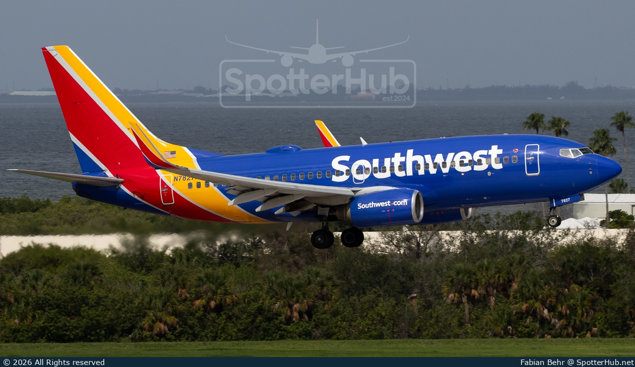 Photo of N7827A - Boeing 737-79P operated by Southwest Airlines