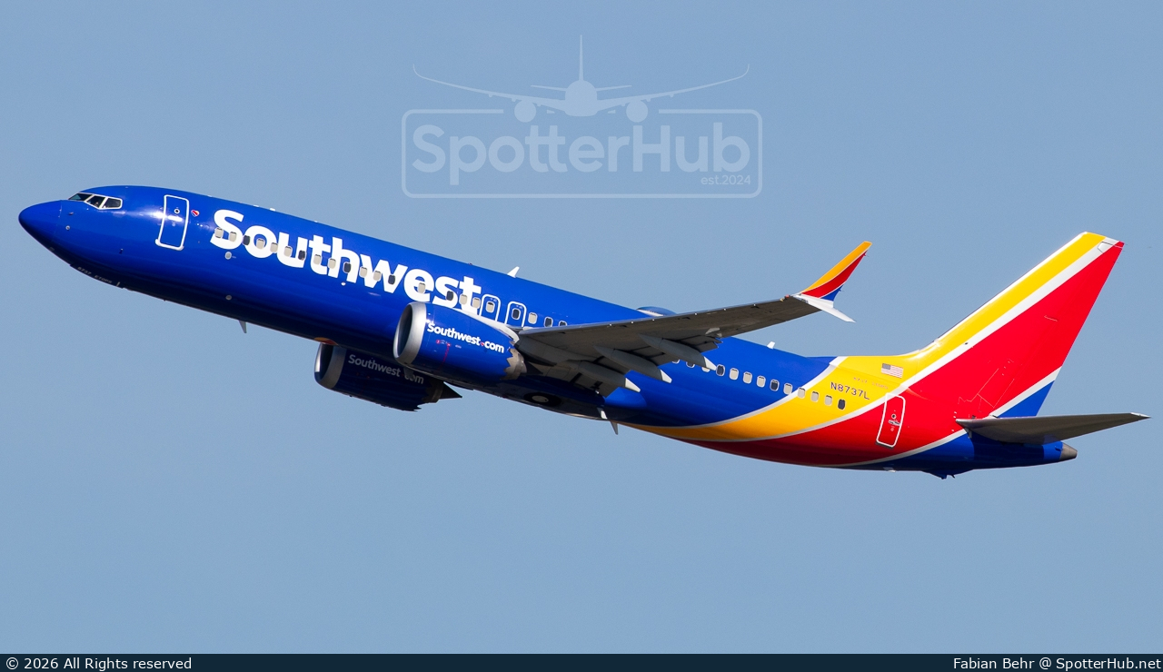 Photo of N8737L - Boeing 737 MAX 8 operated by Southwest Airlines