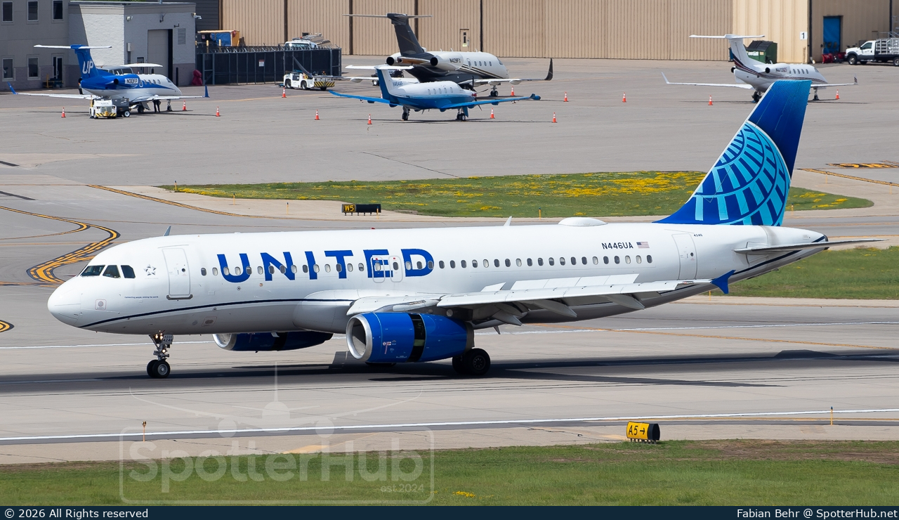 Photo of N446UA - Airbus A320-232 at International / Wold-Chamberlain Field