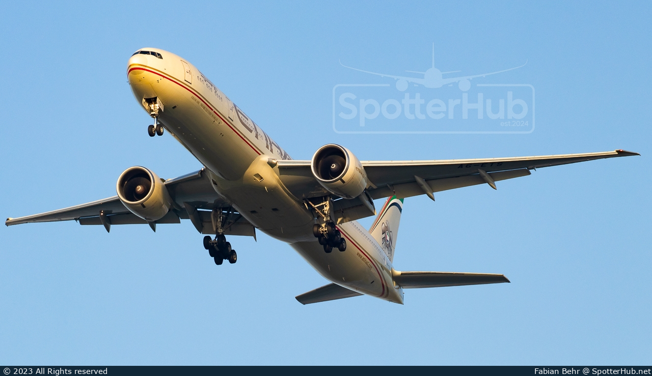 Photo of A6-ETS - Boeing 777-3FX(ER) operated by Etihad Airways