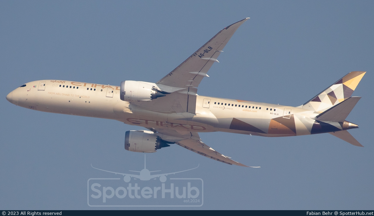 Photo of A6-BLB - Boeing 787-9 Dreamliner operated by Etihad Airways