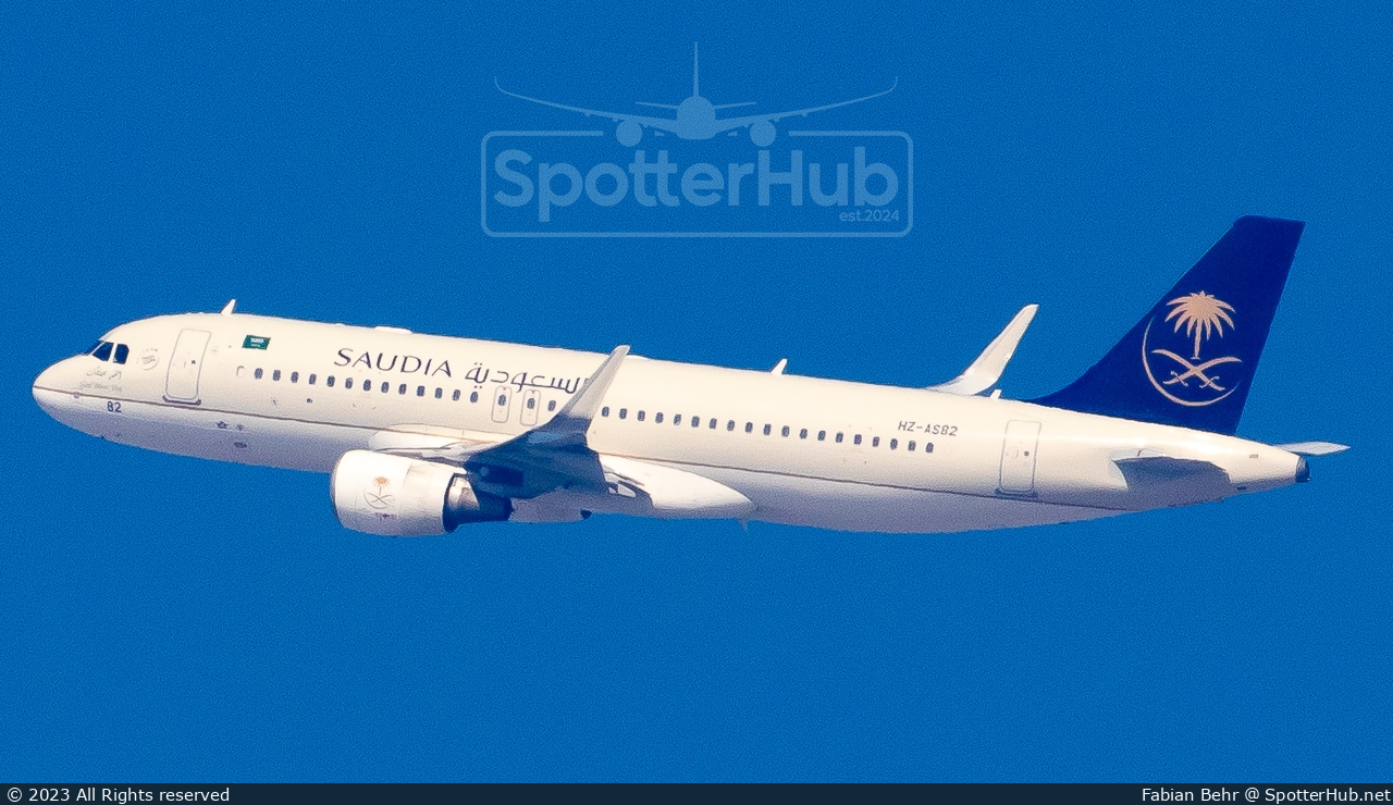 Photo of HZ-AS82 - Airbus A320-214 operated by Saudia