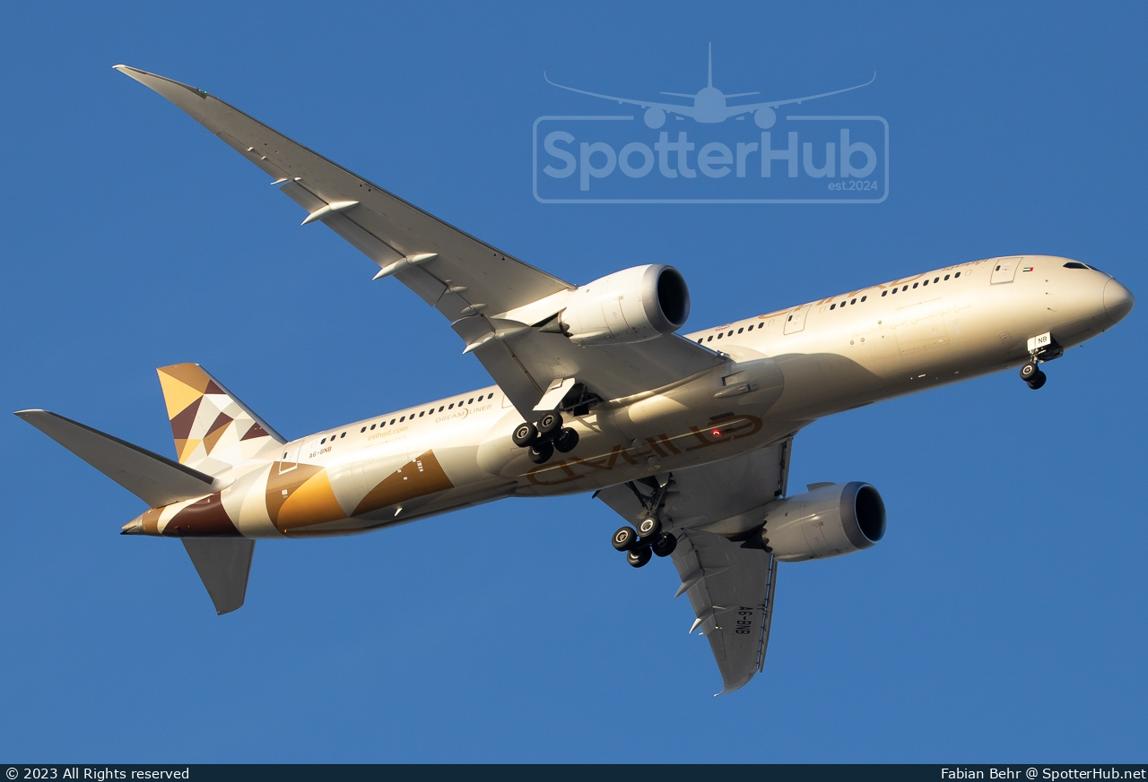 Photo of A6-BNB - Boeing 787-9 Dreamliner operated by Etihad Airways