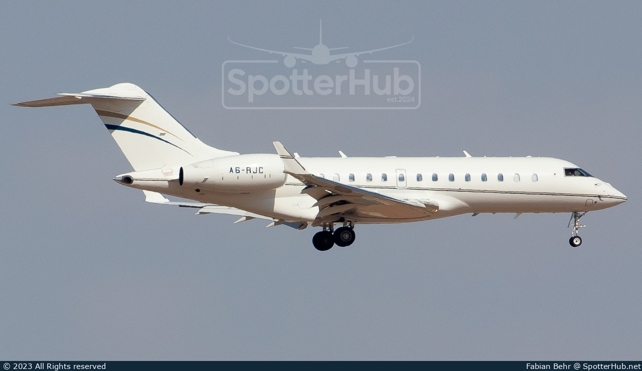 Photo of A6-RJC - Bombardier Global 5000 operated by Royal Jet