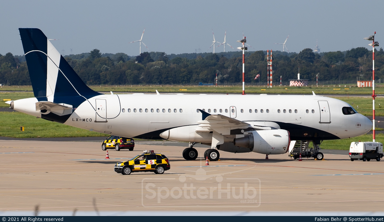 Photo of LX-MCO - Airbus A319-115(CJ) operated by Global Jet Luxembourg