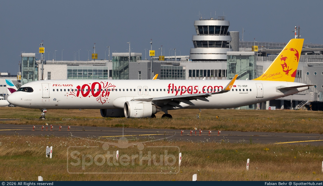 Photo of TC-RDP - Airbus A321-251NX operated by Pegasus Airlines