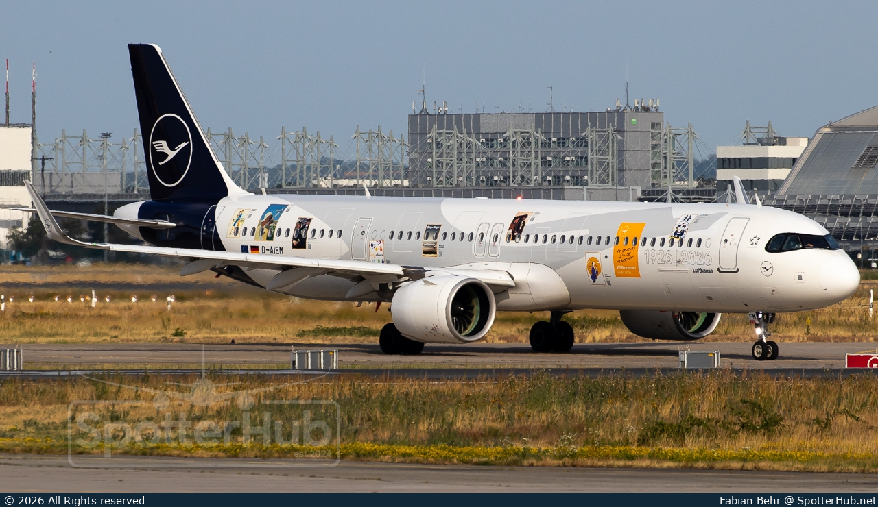 Photo of D-AIEM - Airbus A321-271NX operated by Lufthansa