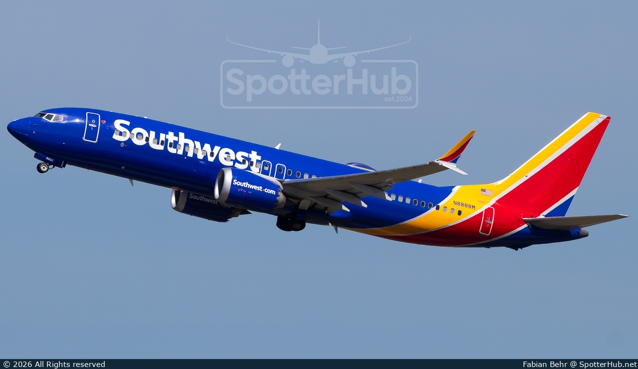 Photo of N8888M - Boeing 737 MAX 8 operated by Southwest Airlines